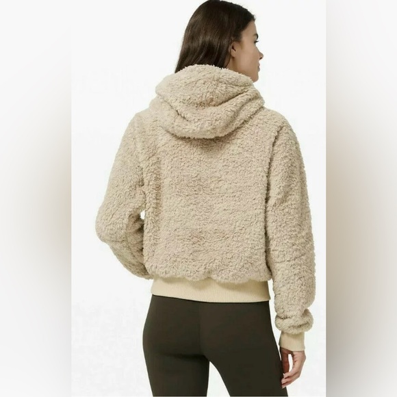 Lululemon Oh So Sherpa Half Zip pullover jacket - Picture 8 of 9